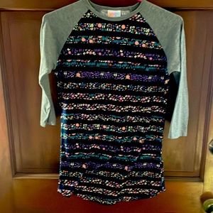 XXS LulaRoe Randy. Like new. Gray sleeves, floral pattern body.